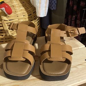 Everlane Fishermen Sandals